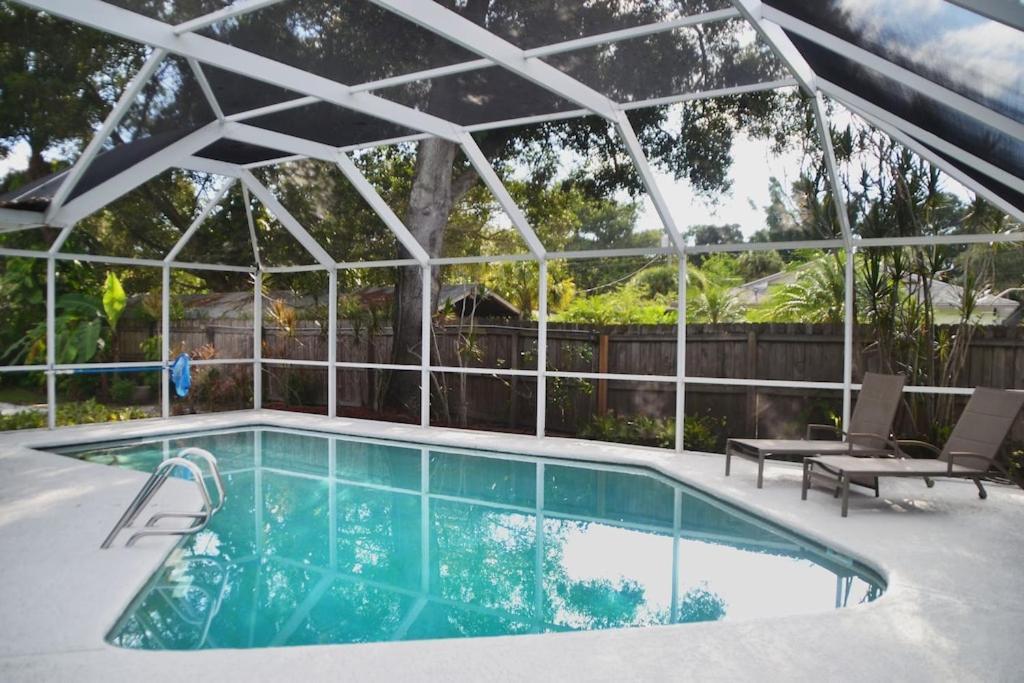 Villa Clematis House Near Arlington Park With Heated Pool Sarasota Exterior foto